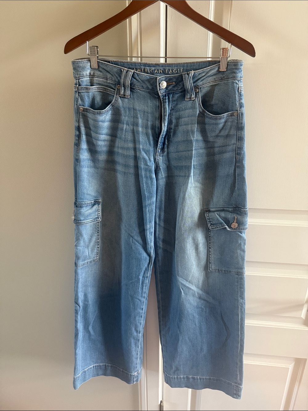 American Eagle Outfitters Light Blue Wide Leg Cargo Jeans